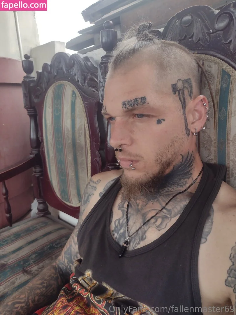 fallenmaster69 / fallenmoon13 Onlyfans Photo Gallery 