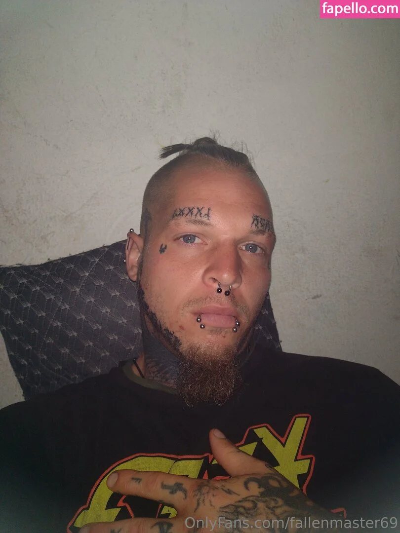 fallenmaster69 / fallenmoon13 Onlyfans Photo Gallery 