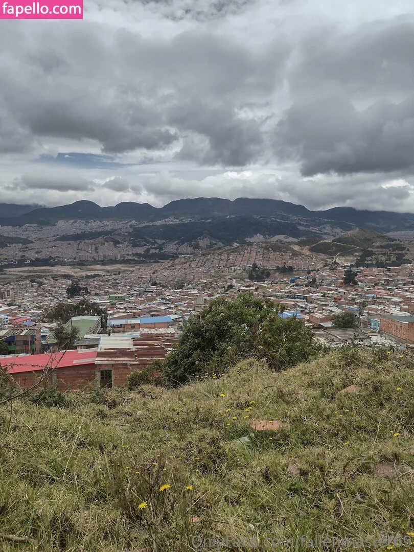 fallenmaster69 / fallenmoon13 Onlyfans Photo Gallery 