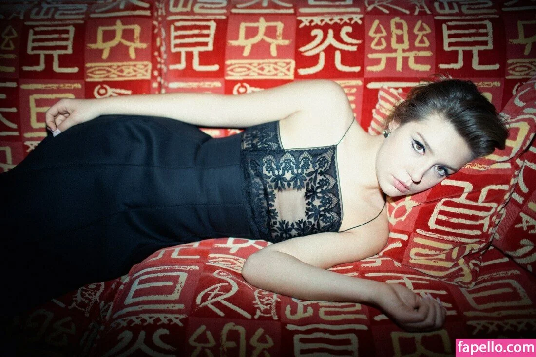 Adele Exarchopoulos / adeleexarchopoulos Onlyfans Photo Gallery 