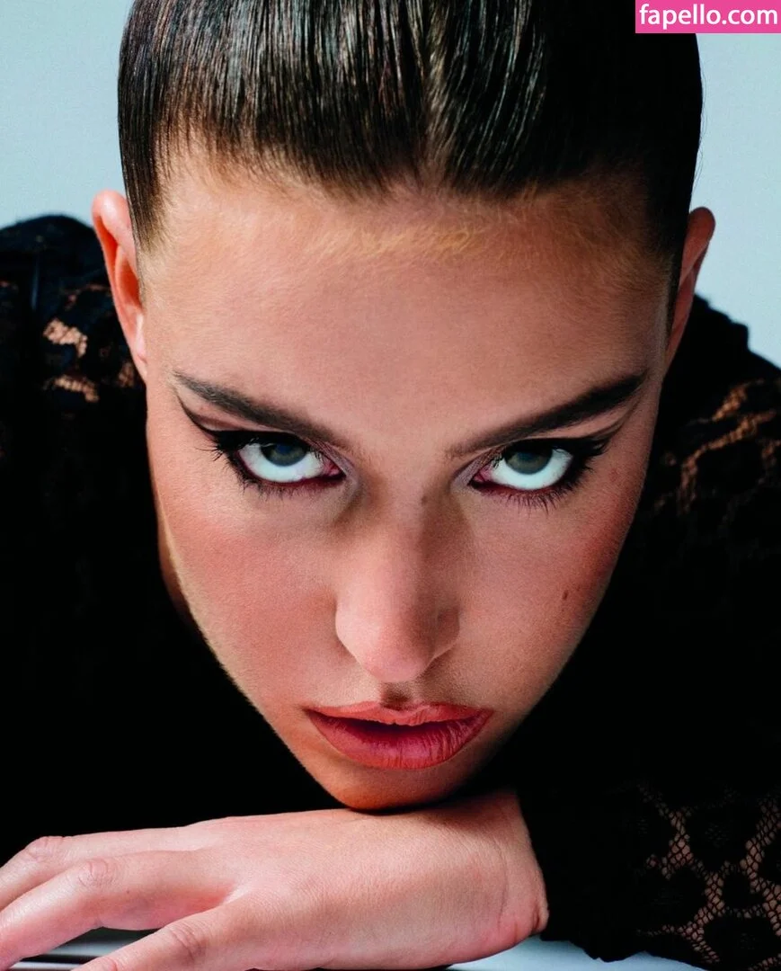 Adele Exarchopoulos / adeleexarchopoulos Onlyfans Photo Gallery 