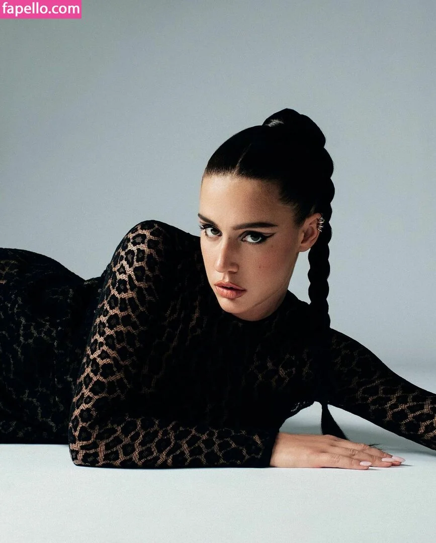 Adele Exarchopoulos / adeleexarchopoulos Onlyfans Photo Gallery 