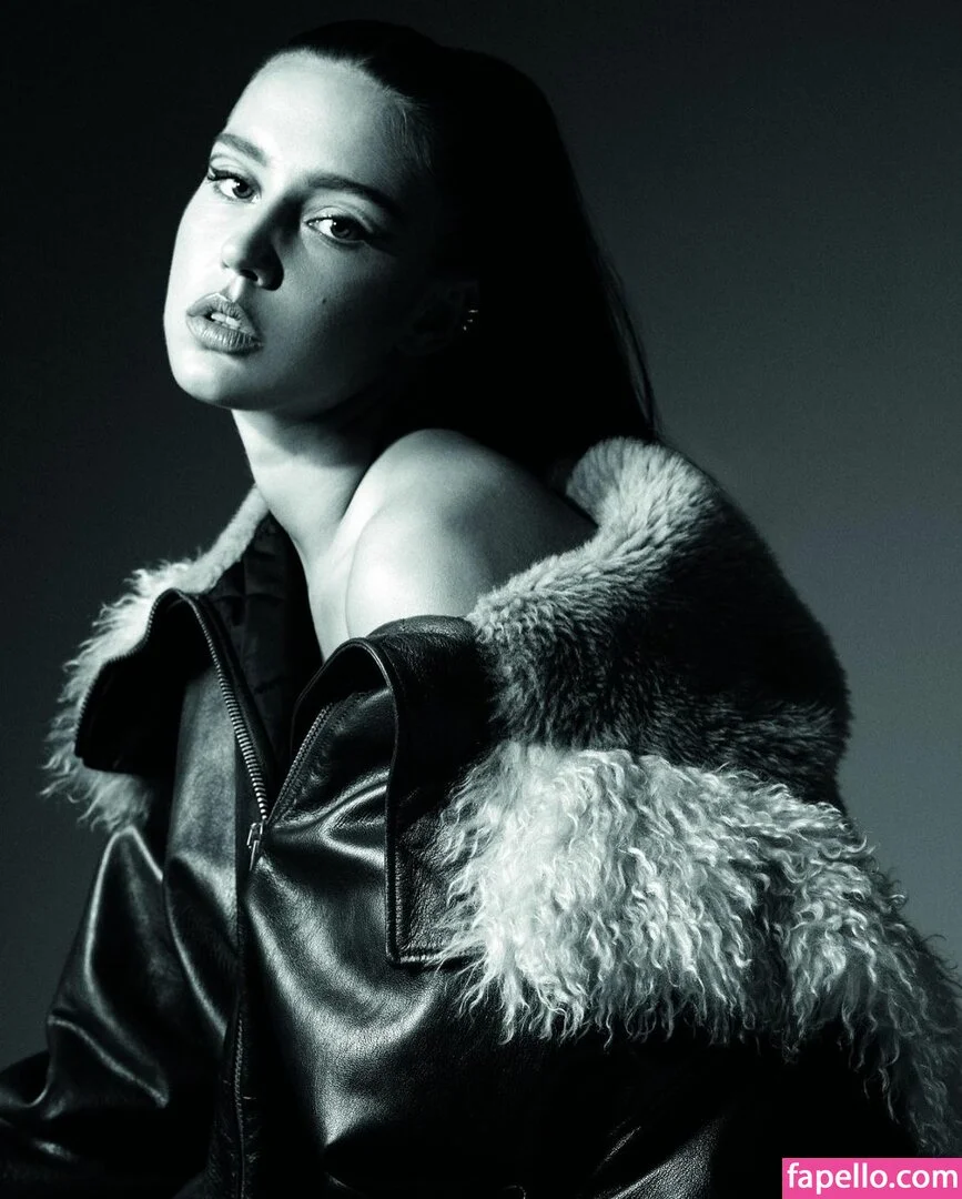 Adele Exarchopoulos / adeleexarchopoulos Onlyfans Photo Gallery 