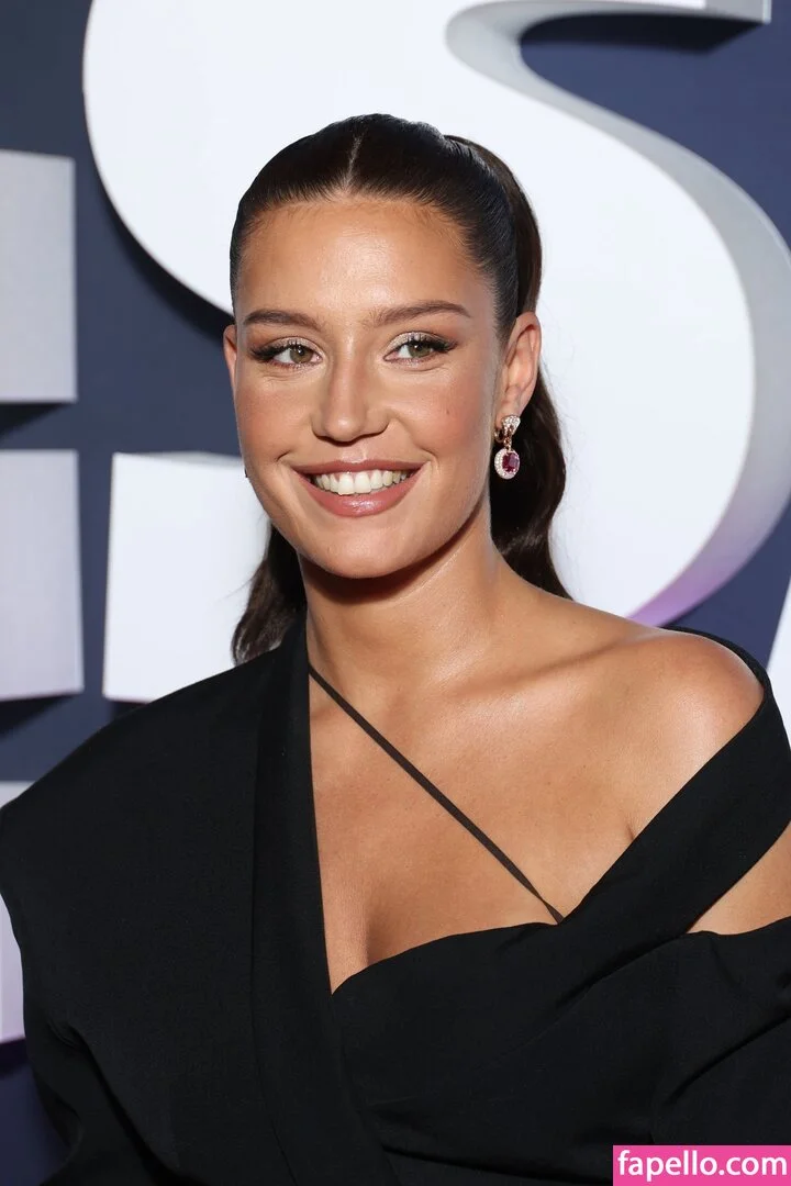 Adele Exarchopoulos / adeleexarchopoulos Onlyfans Photo Gallery 