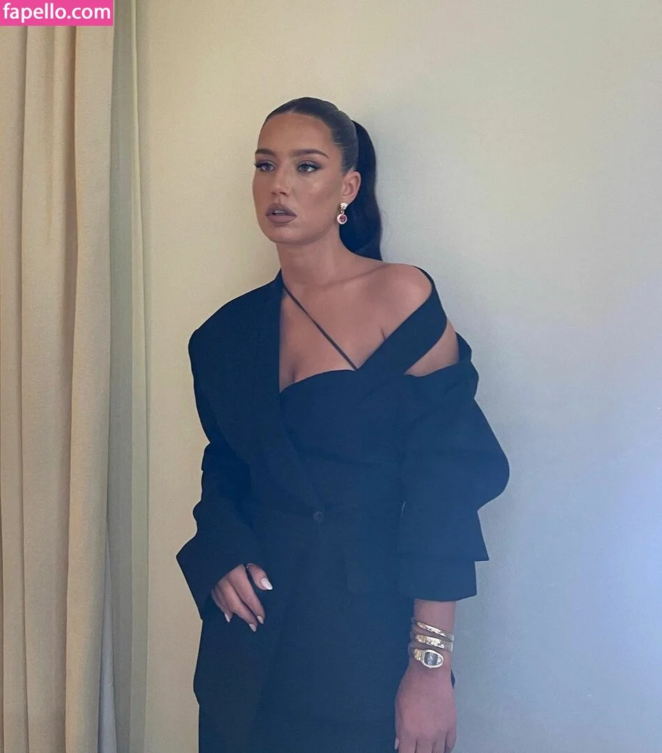 Adele Exarchopoulos / adeleexarchopoulos Onlyfans Photo Gallery 