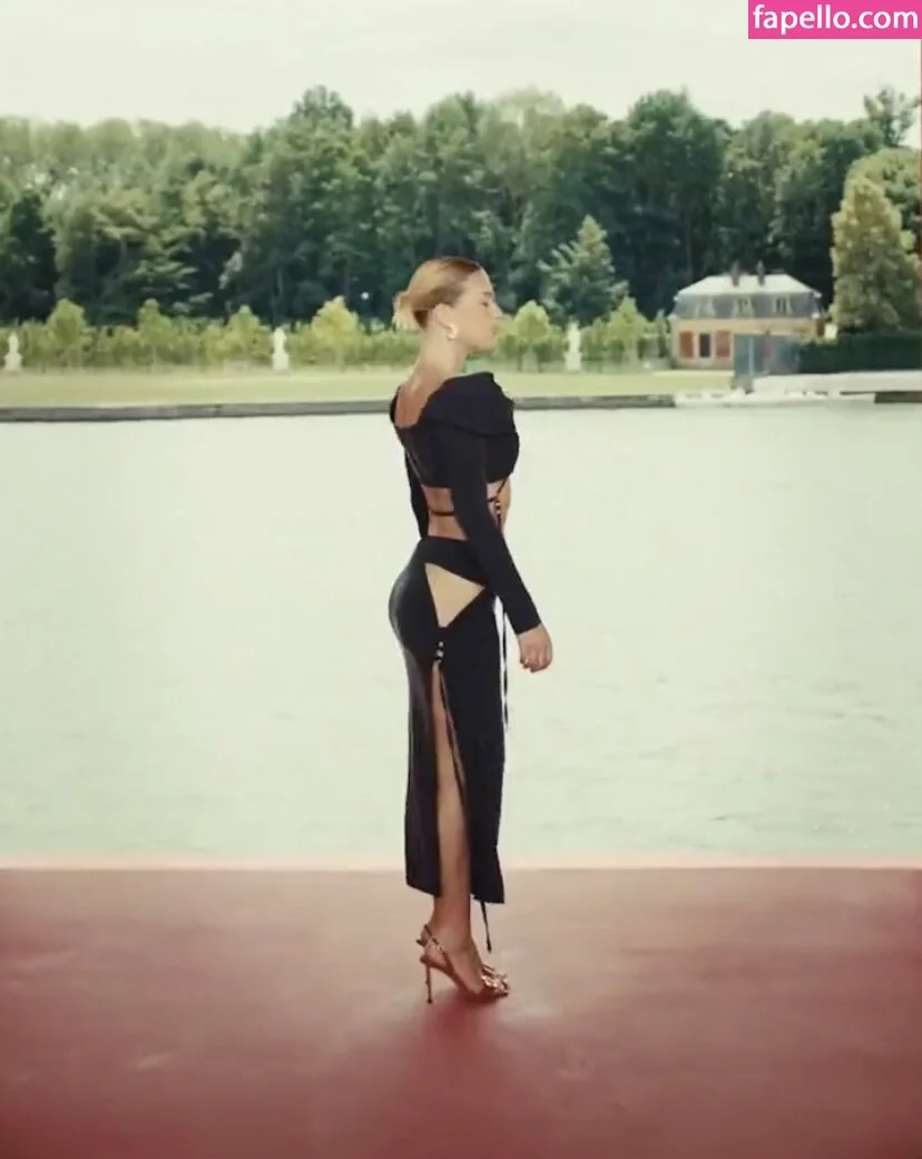 Adele Exarchopoulos / adeleexarchopoulos Onlyfans Photo Gallery 