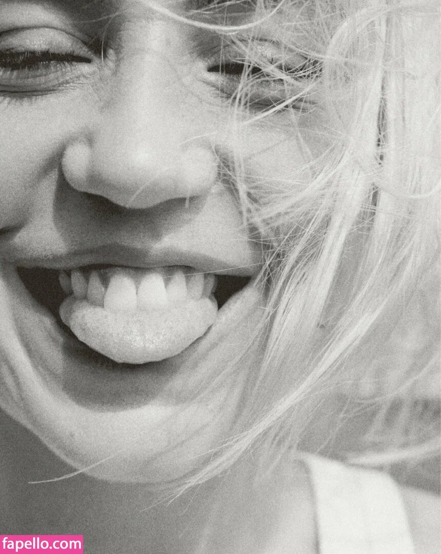 Adele Exarchopoulos / adeleexarchopoulos Onlyfans Photo Gallery 