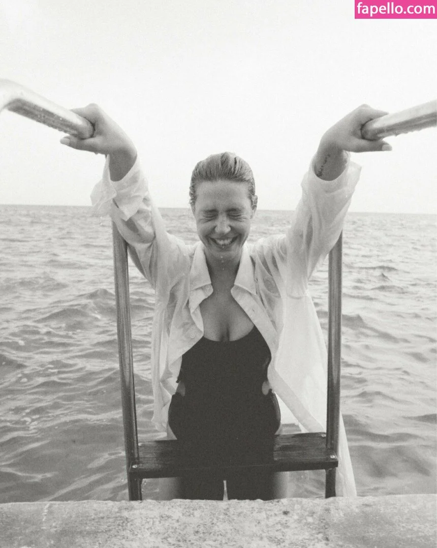 Adele Exarchopoulos / adeleexarchopoulos Onlyfans Photo Gallery 