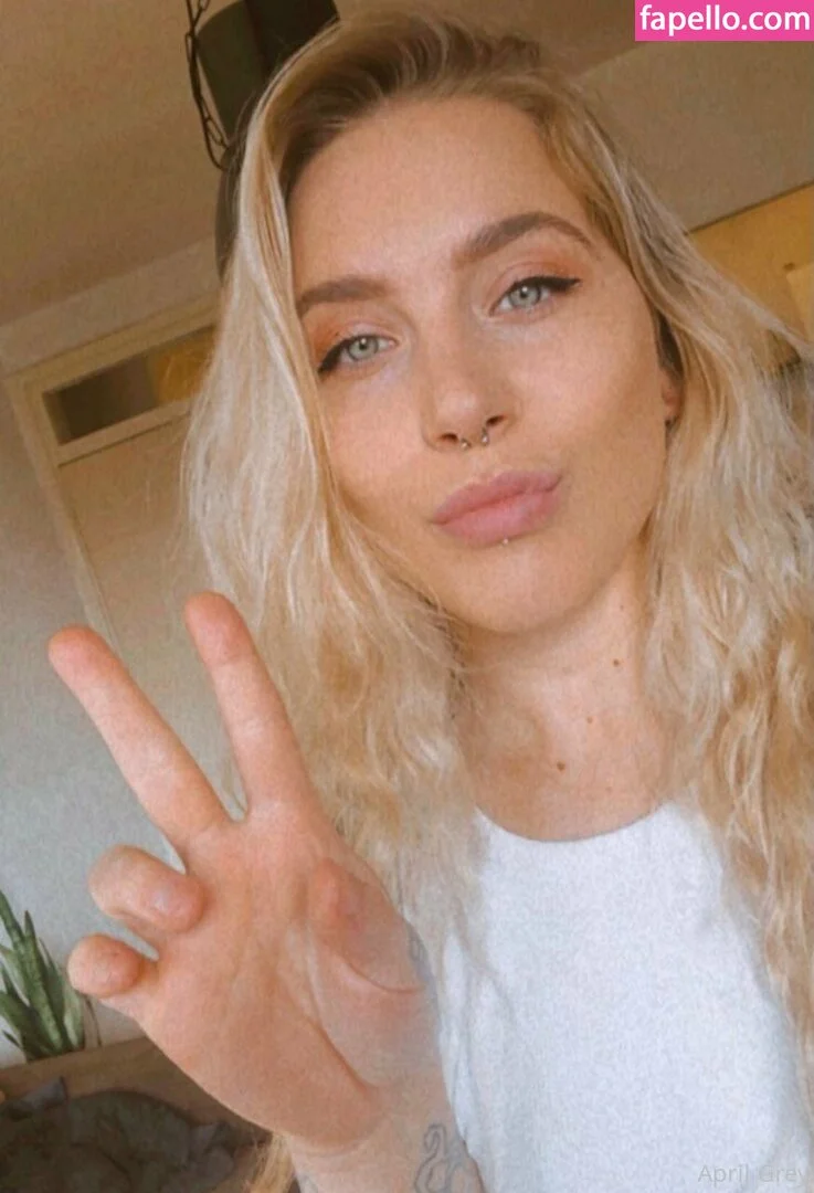 bunnygothic / moodillaa Onlyfans Photo Gallery 