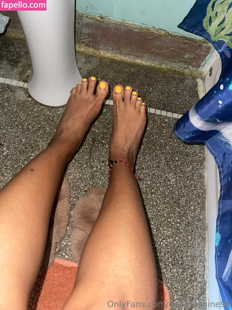 queenjanine99 Onlyfans Photo Gallery 