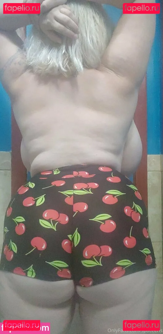 spaceEris Onlyfans Photo Gallery 