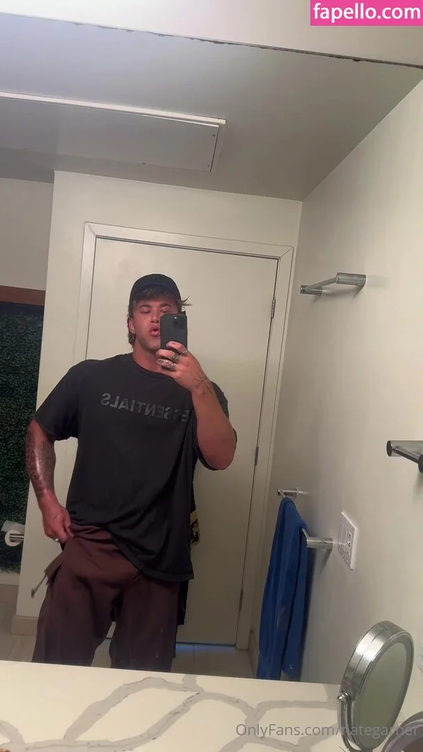 nategarner Onlyfans Photo Gallery 
