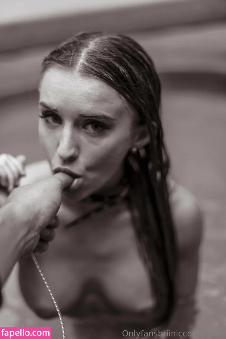 Briinic / Https: Onlyfans Photo Gallery 