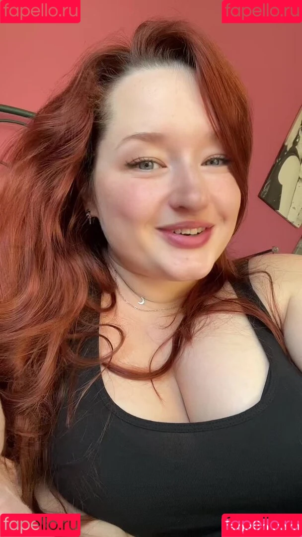 Elle Mae / eastern_eu_baby / ellexaus / https: Onlyfans Photo Gallery 