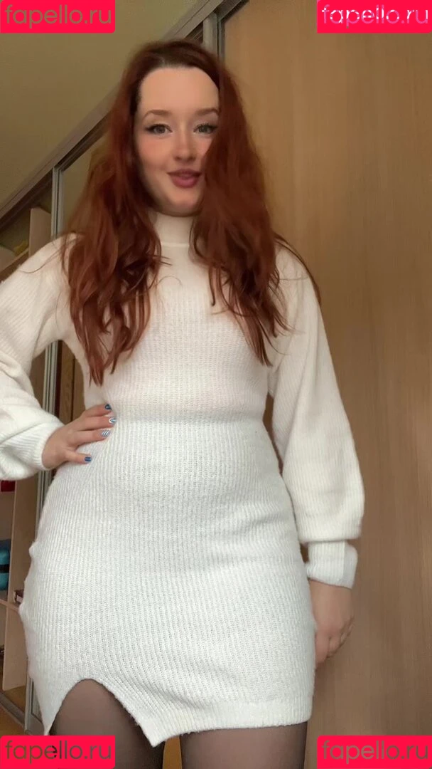 Elle Mae / eastern_eu_baby / ellexaus / https: Onlyfans Photo Gallery 