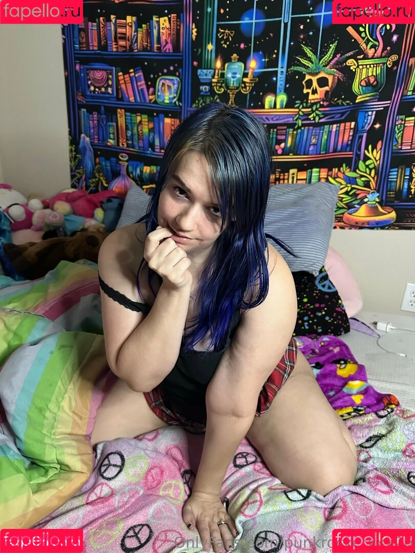 punkrockerxxx26 Onlyfans Photo Gallery 