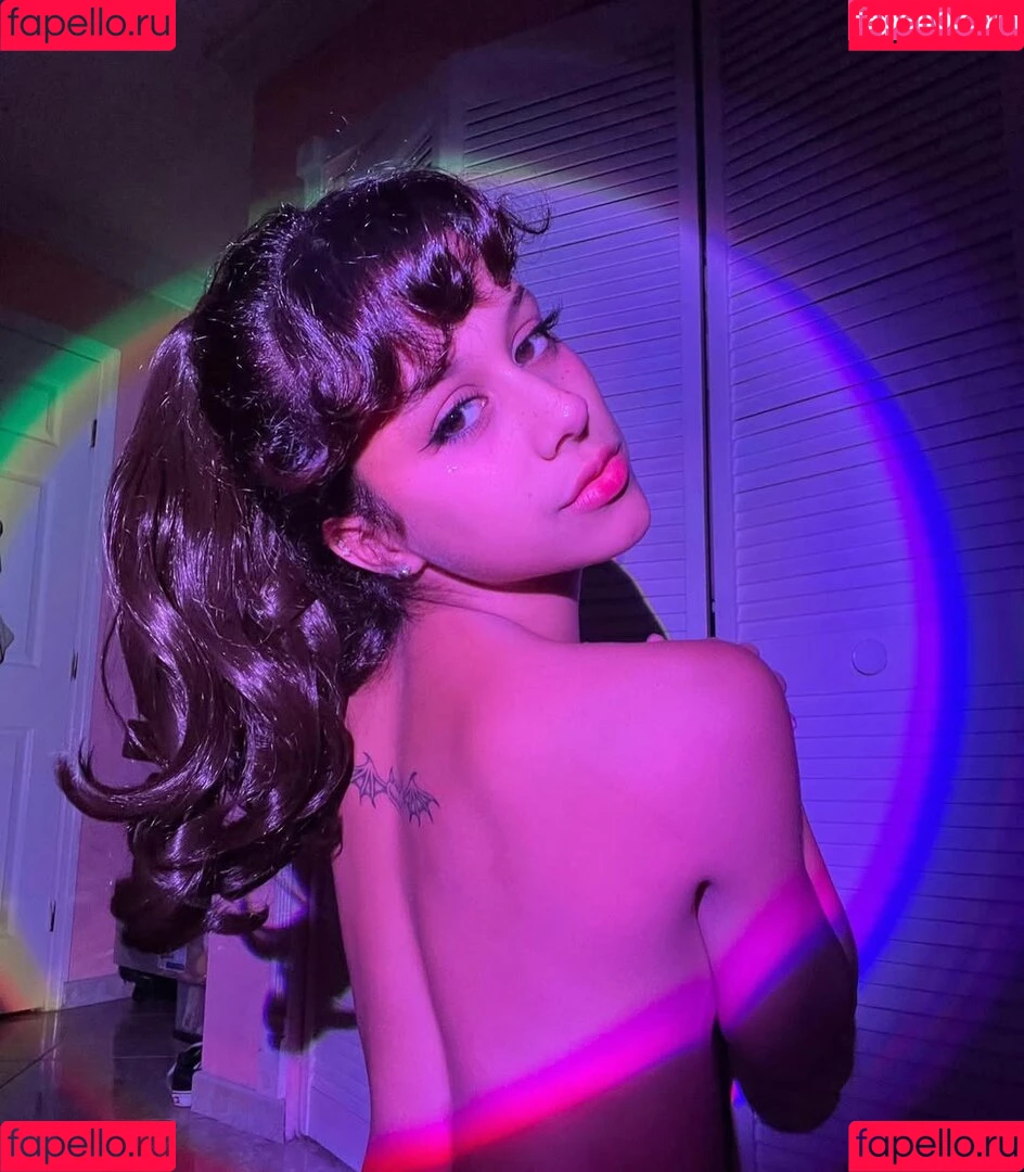 https: / littlebunnygrl Onlyfans Photo Gallery 