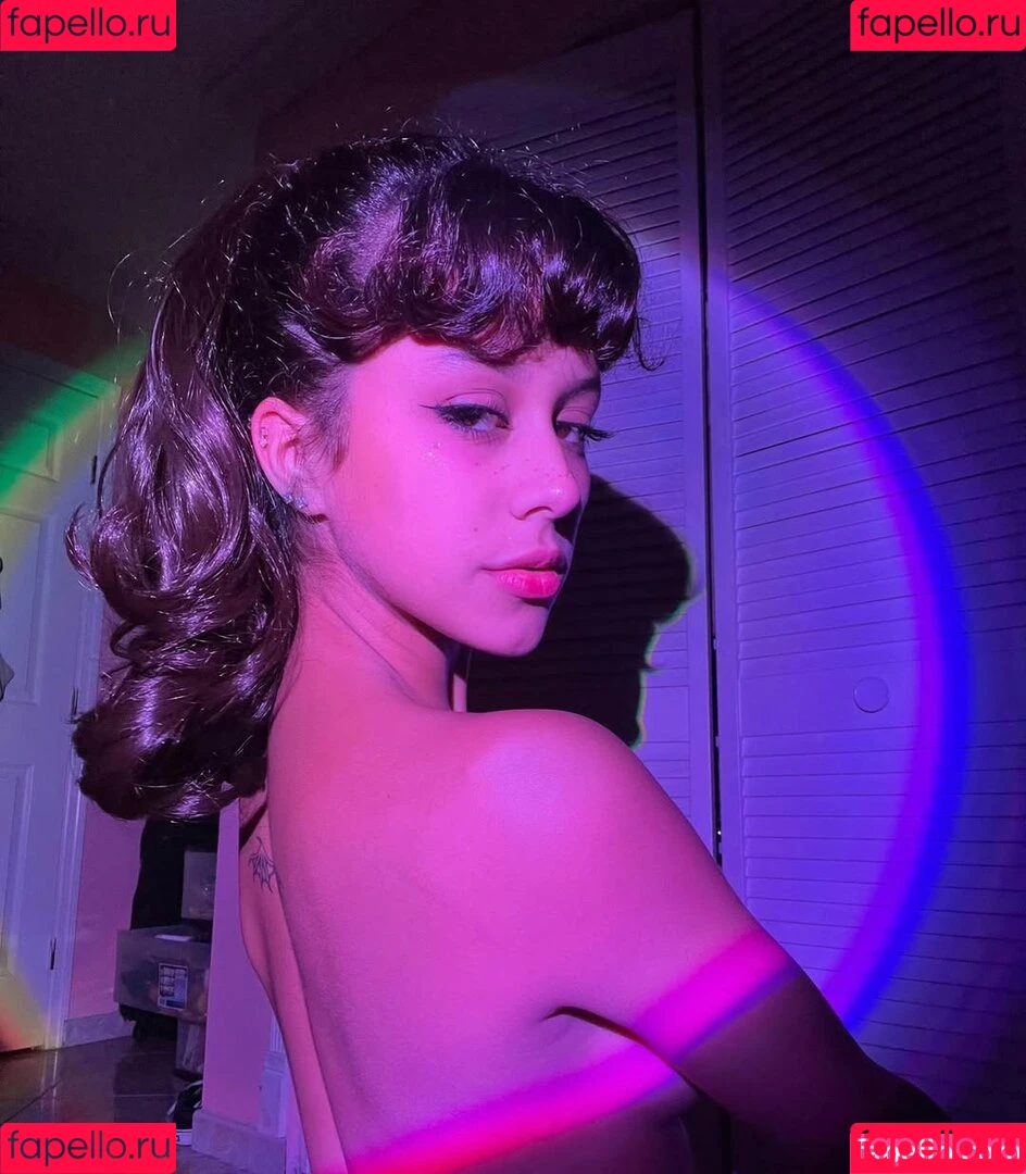 https: / littlebunnygrl Onlyfans Photo Gallery 