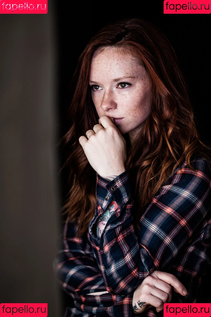 Hattie Watson / eittahton Onlyfans Photo Gallery 