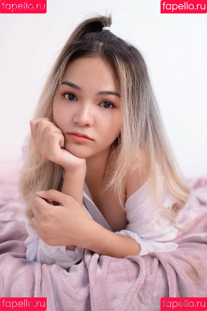 ddlovato / demifree Onlyfans Photo Gallery 