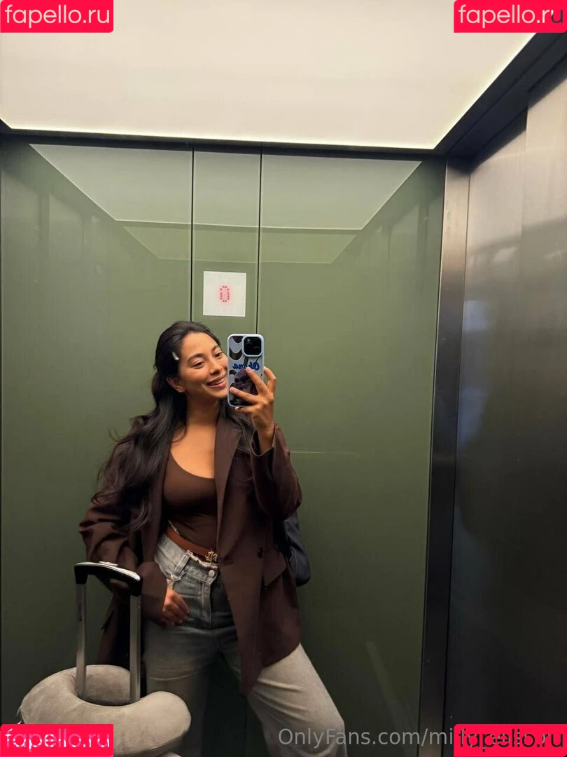 milly_elisson / milly_ellison07 Onlyfans Photo Gallery 