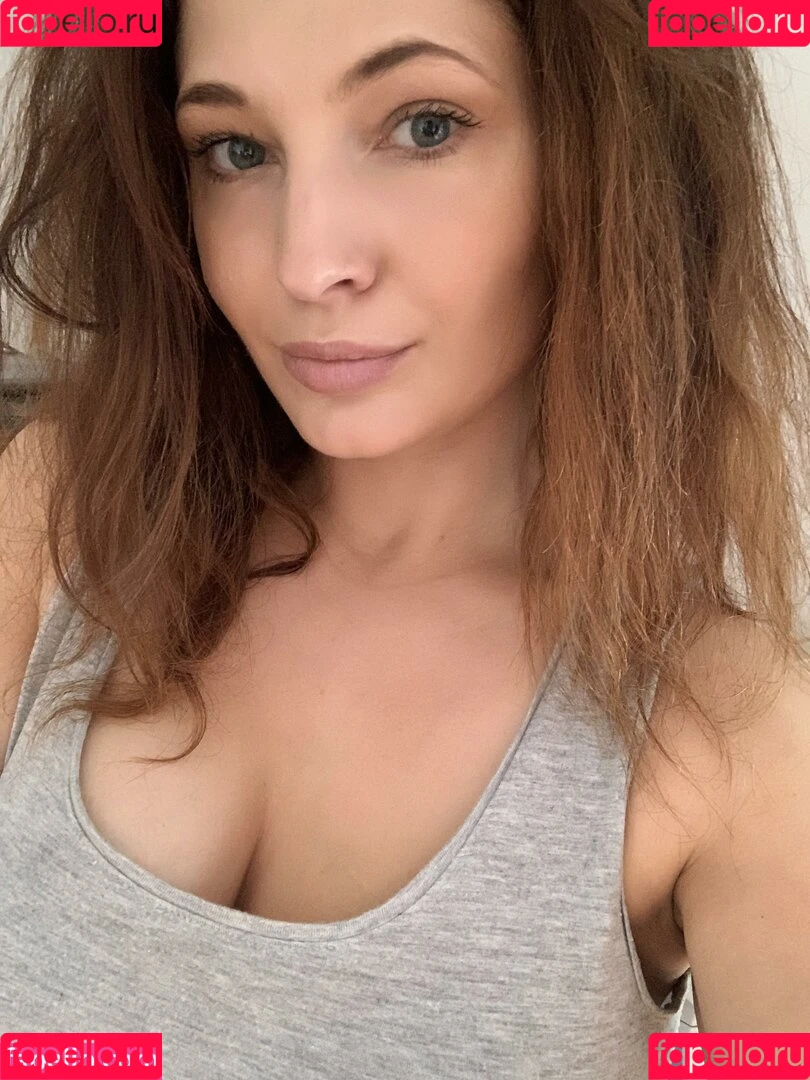 https: / lollipopfields / lollipopfields4 Onlyfans Photo Gallery 