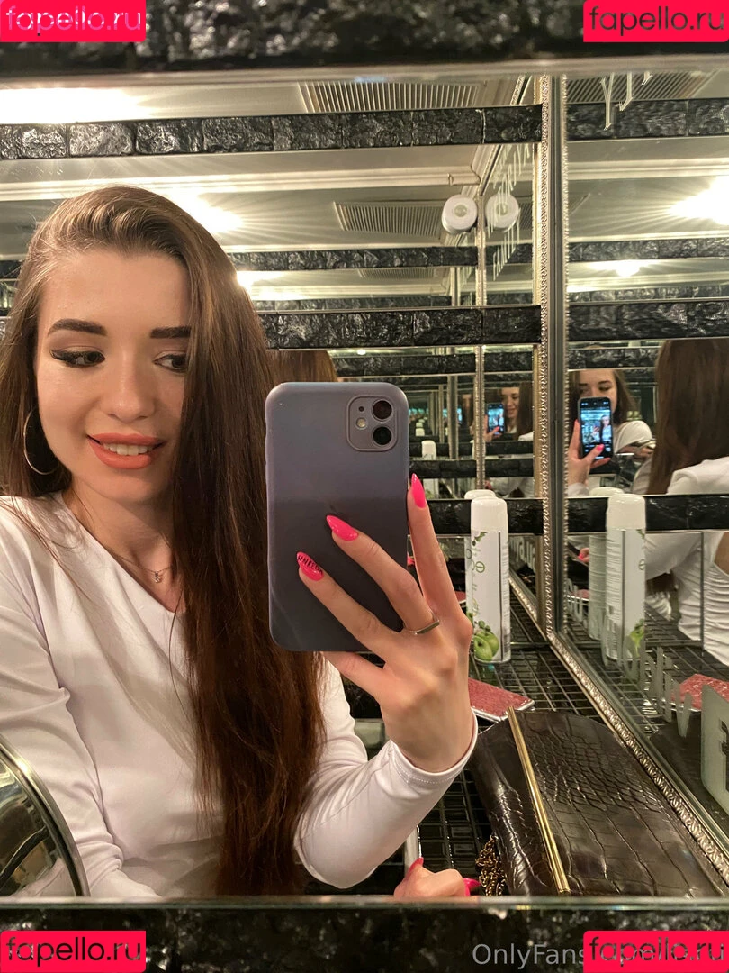 lisofi Onlyfans Photo Gallery 