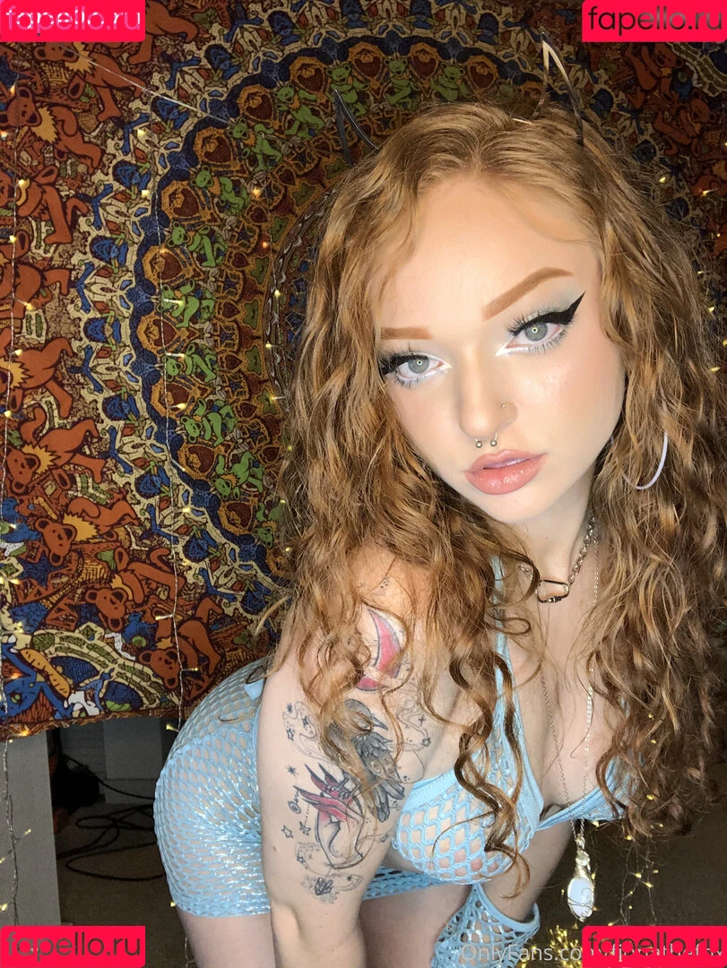 FionaTheFox / fionafoxmfc / fithefox Onlyfans Photo Gallery 