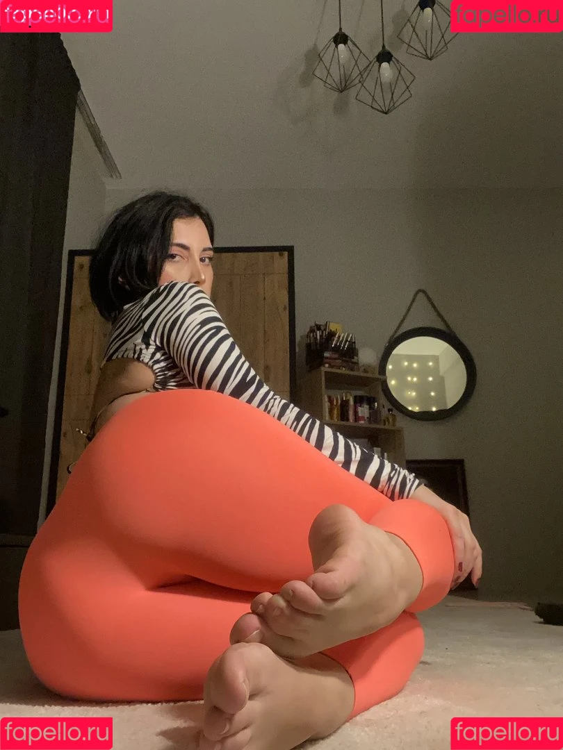 Dilan Dere / diddilala / dilanderea / onlydilandere Onlyfans Photo Gallery 