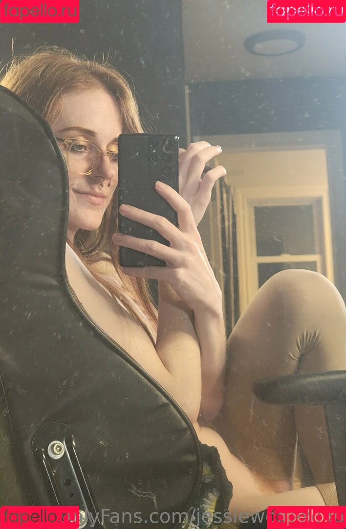 https: / jessiewolfe / jessiewolfexoxo Onlyfans Photo Gallery 