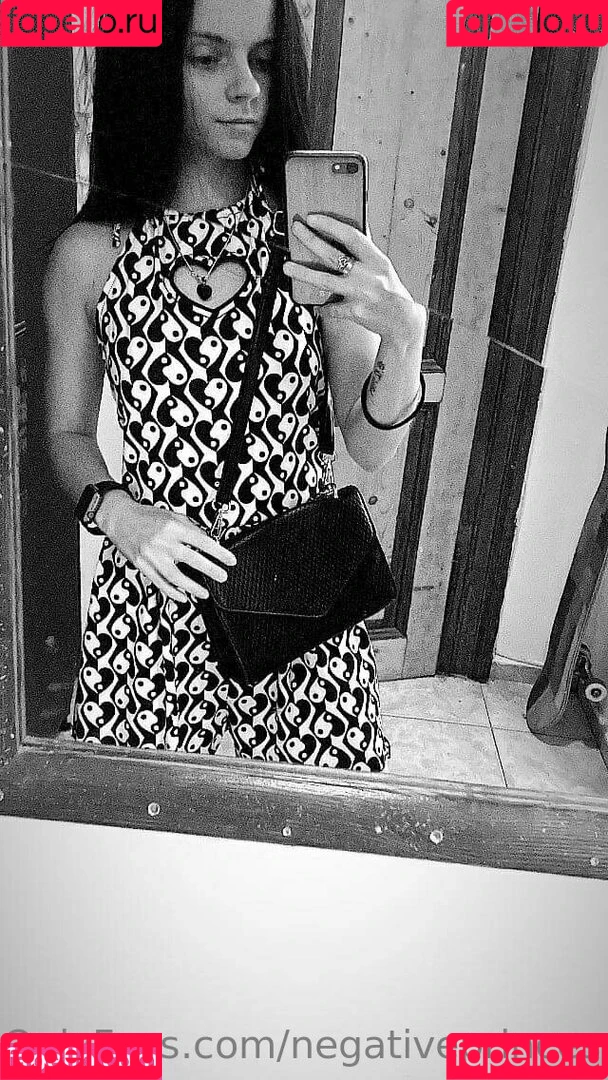 nega_tive_prin_cess / negativeprinces Onlyfans Photo Gallery 