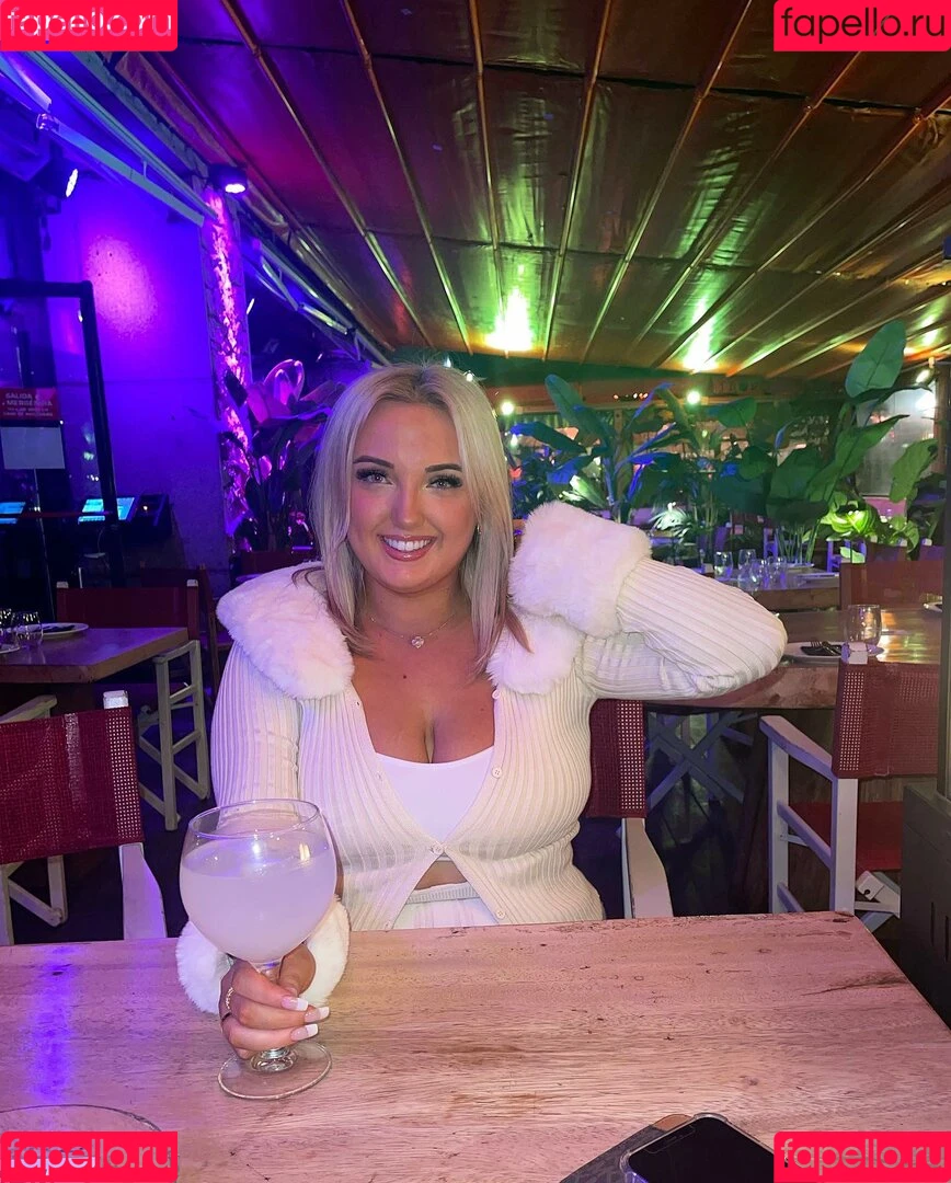 Olivia D / oliviadnovak Onlyfans Photo Gallery 