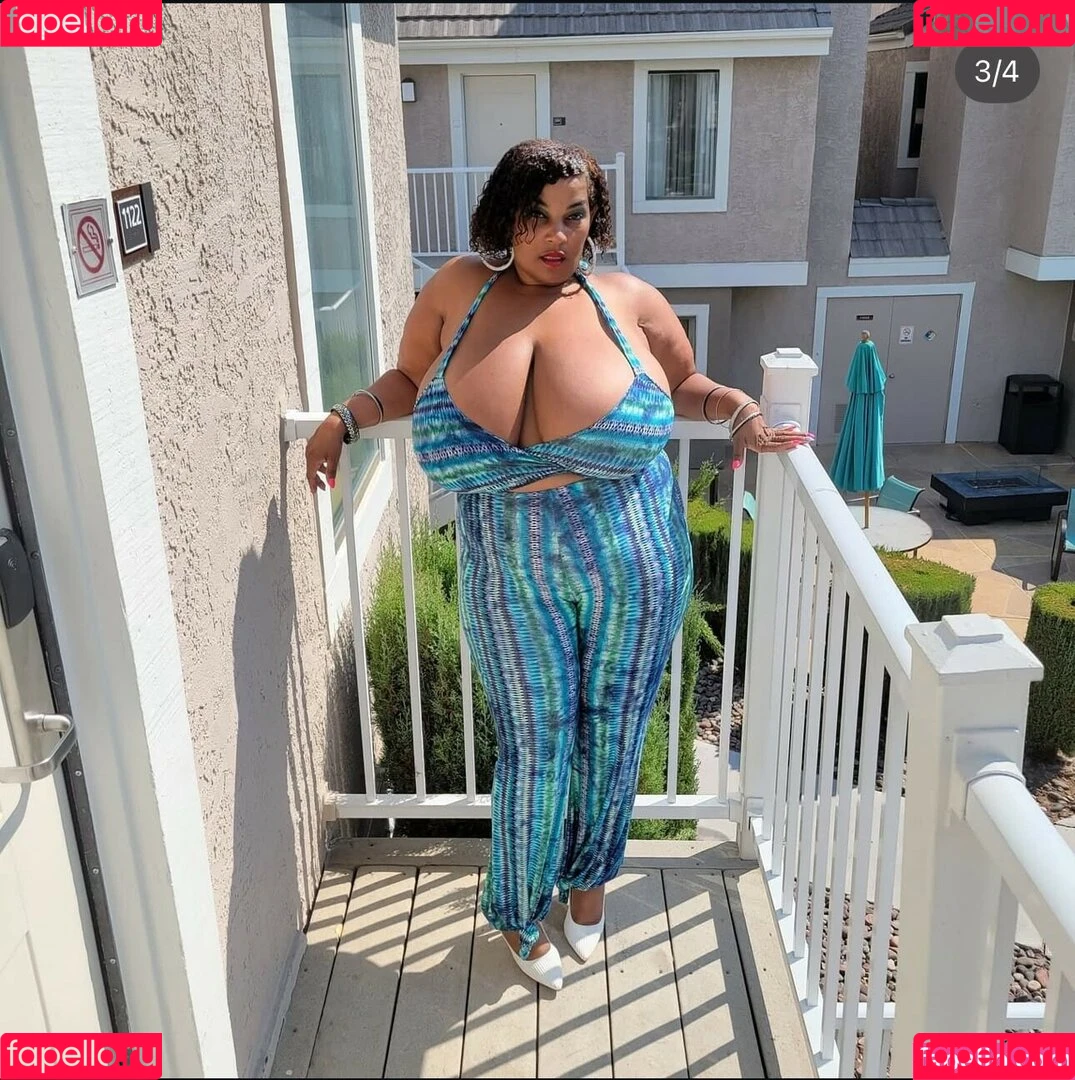 Dezvixen Onlyfans Photo Gallery 