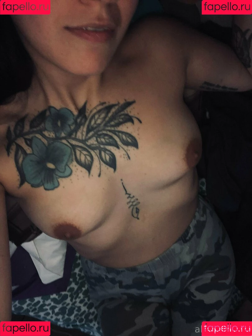 alienbaby69 Onlyfans Photo Gallery 