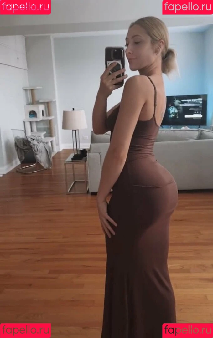 Kaelee Lundeen / https: / kaelundeen Onlyfans Photo Gallery 