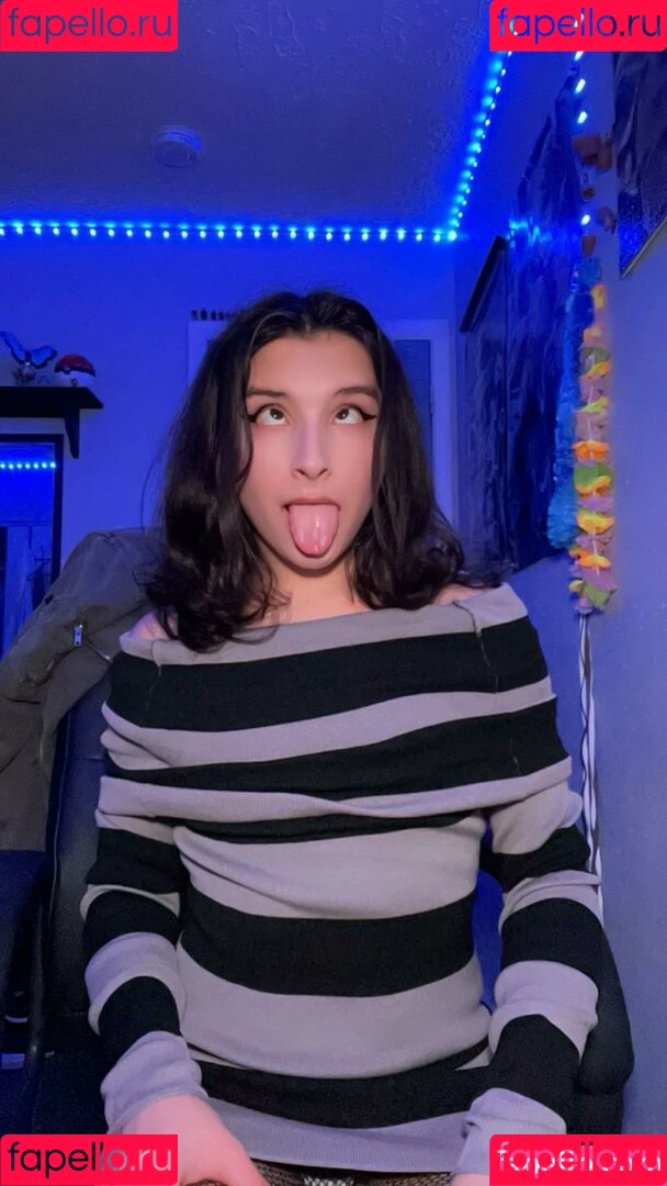 Whisperfem / https: / whispermuffin Onlyfans Photo Gallery 