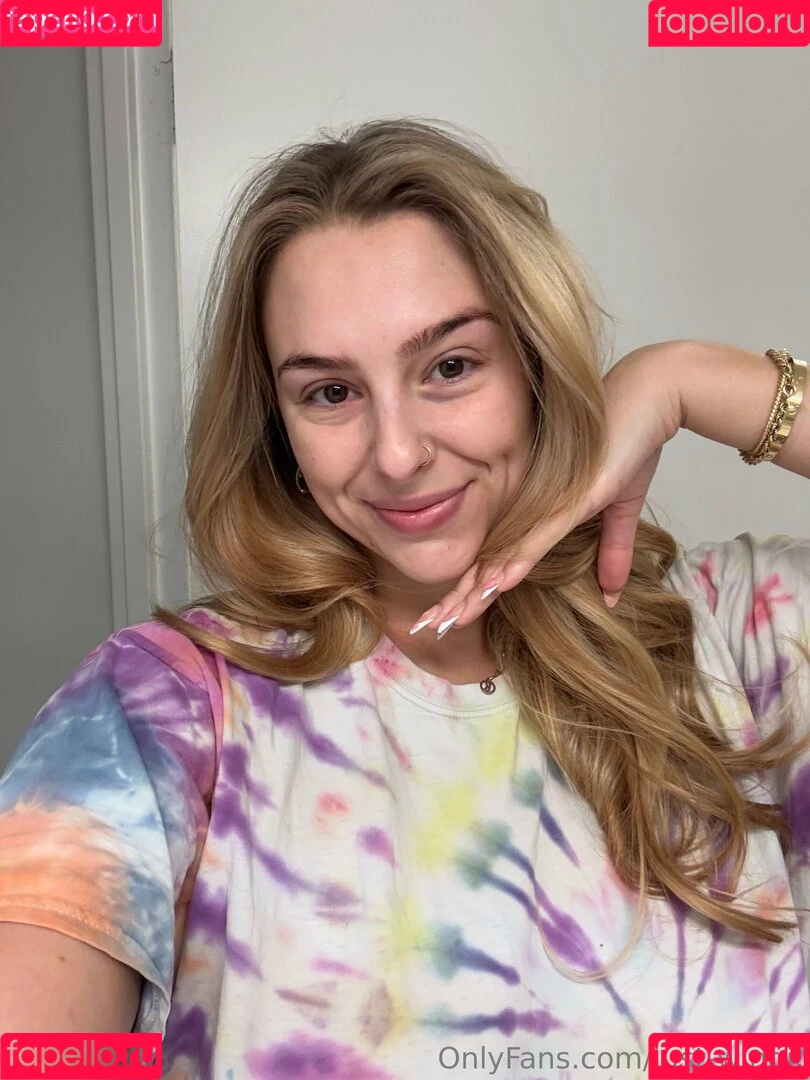 haileywingit / https: / just-wingit Onlyfans Photo Gallery 