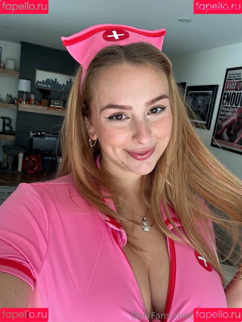 haileywingit / https: / just-wingit Onlyfans Photo Gallery 