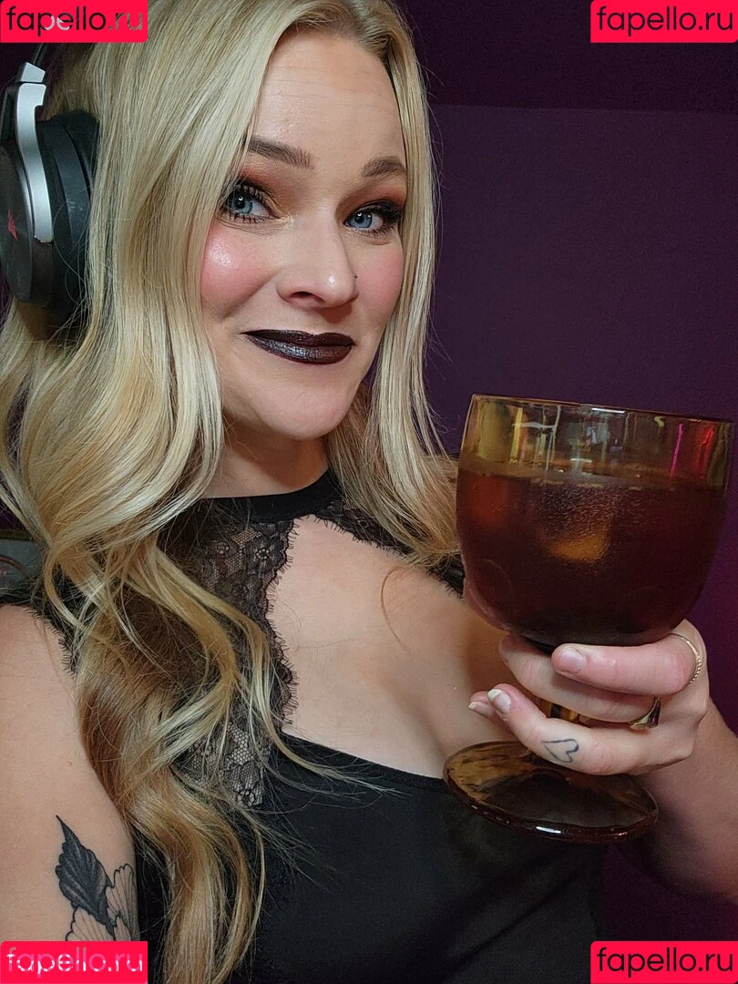 Vixyy64 / vixythepixie Onlyfans Photo Gallery 