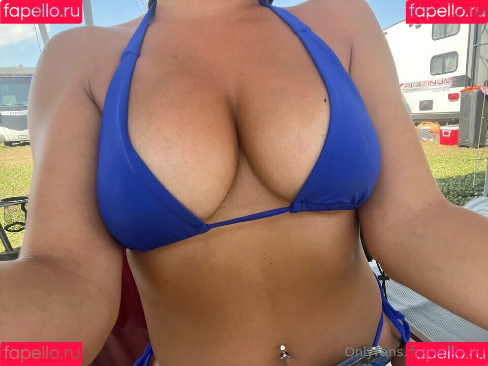 Erika Lampe / cbhilla / https: / lampe23 Onlyfans Photo Gallery 