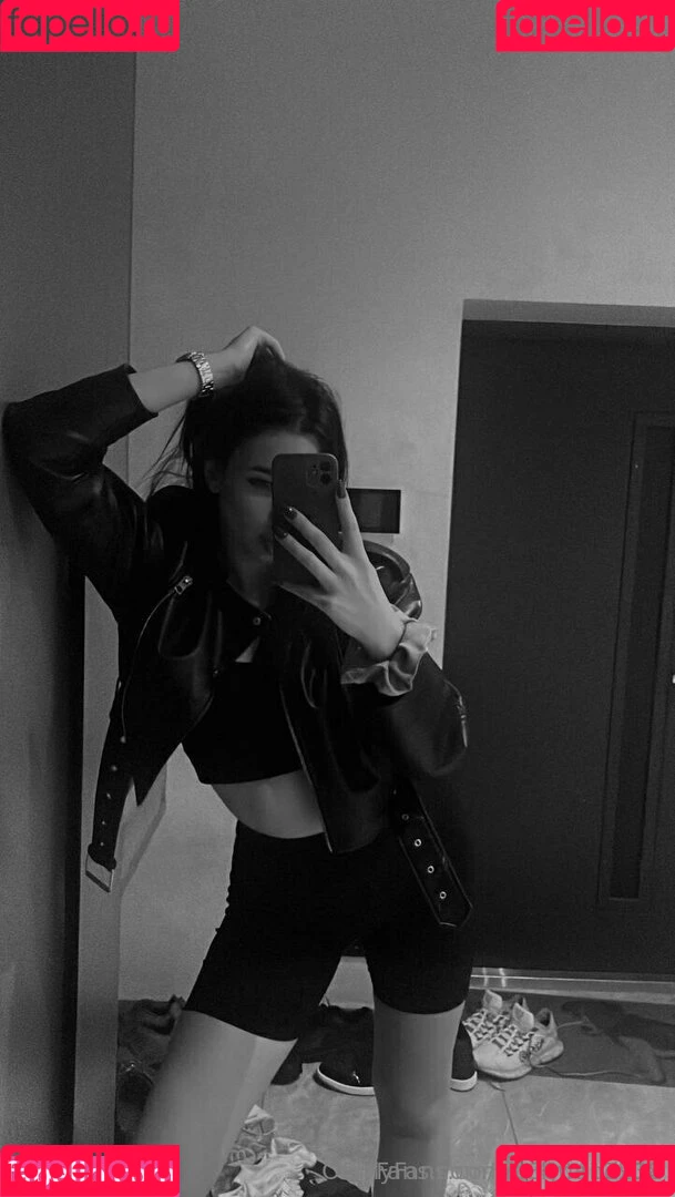 emilycandy18 / emilyycandy Onlyfans Photo Gallery 