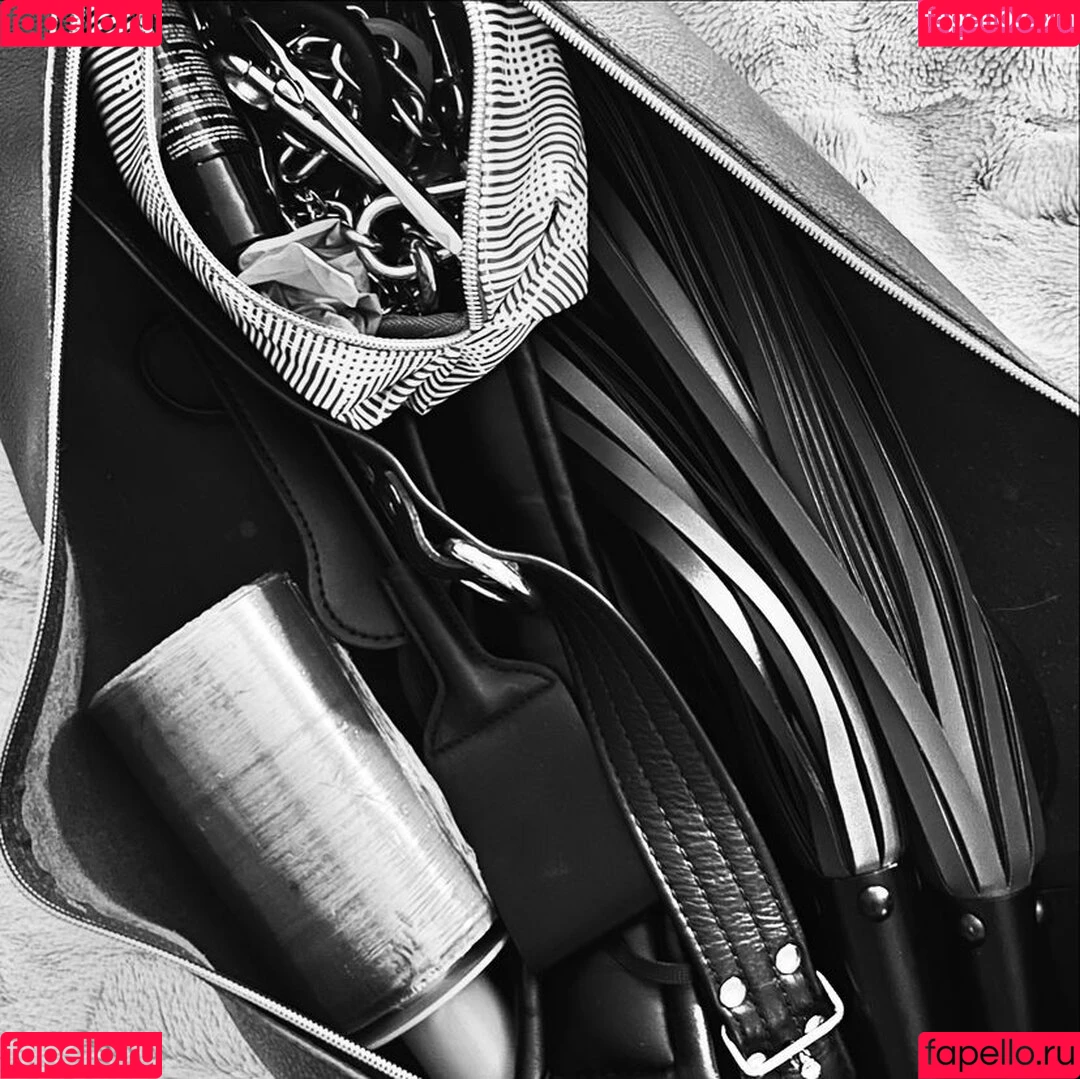 https: / mstrss.ts / mstrssts_VIP Onlyfans Photo Gallery 