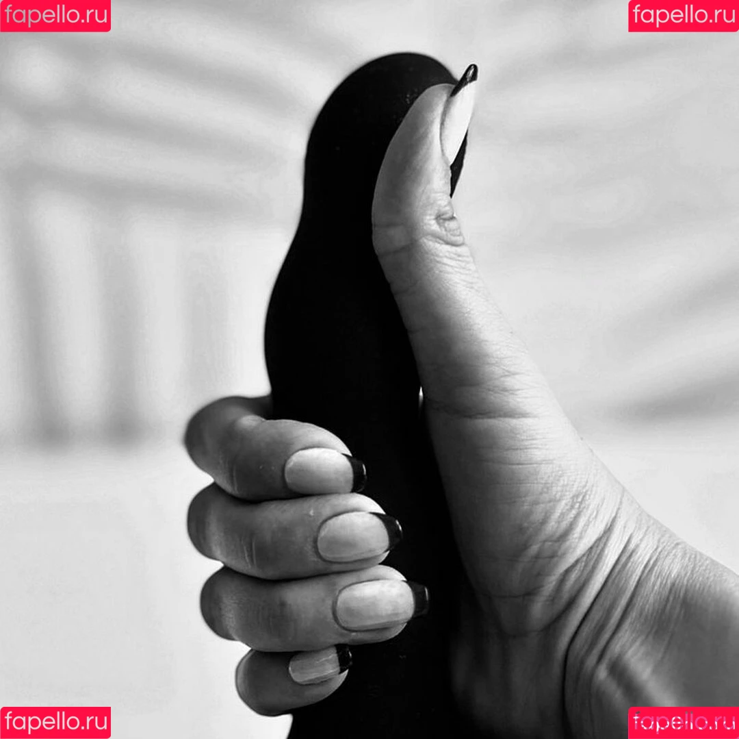 https: / mstrss.ts / mstrssts_VIP Onlyfans Photo Gallery 