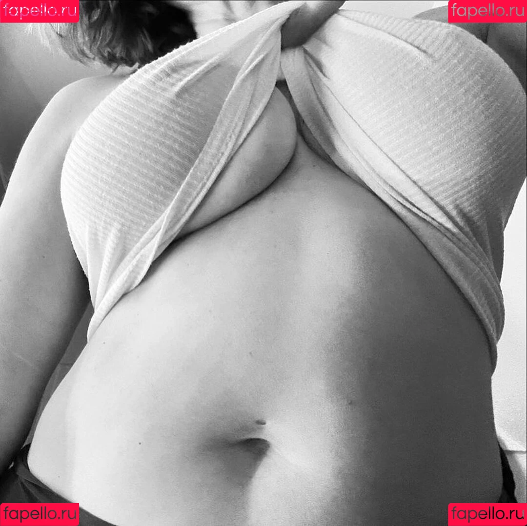 https: / mstrss.ts / mstrssts_VIP Onlyfans Photo Gallery 