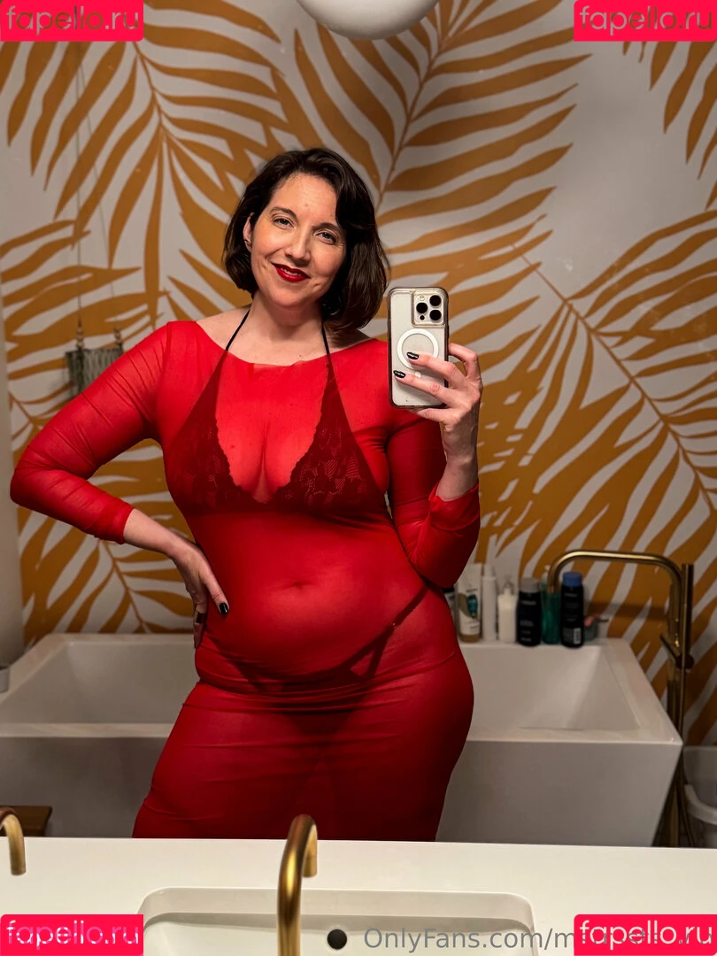 https: / mstrss.ts / mstrssts_VIP Onlyfans Photo Gallery 