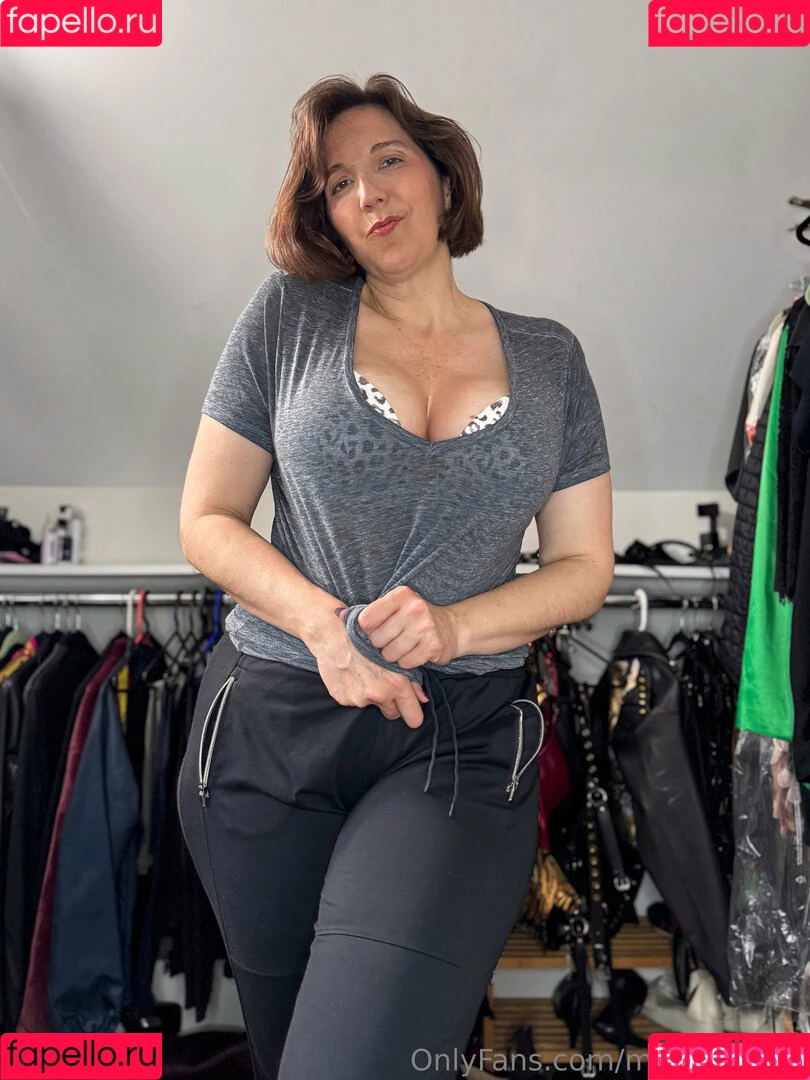 https: / mstrss.ts / mstrssts_VIP Onlyfans Photo Gallery 