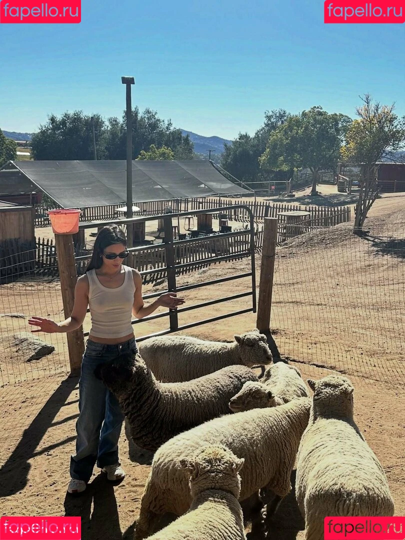 Sol Rodriguez / solrodr Onlyfans Photo Gallery 