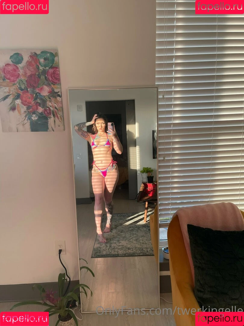 OftenElle / https: Onlyfans Photo Gallery 