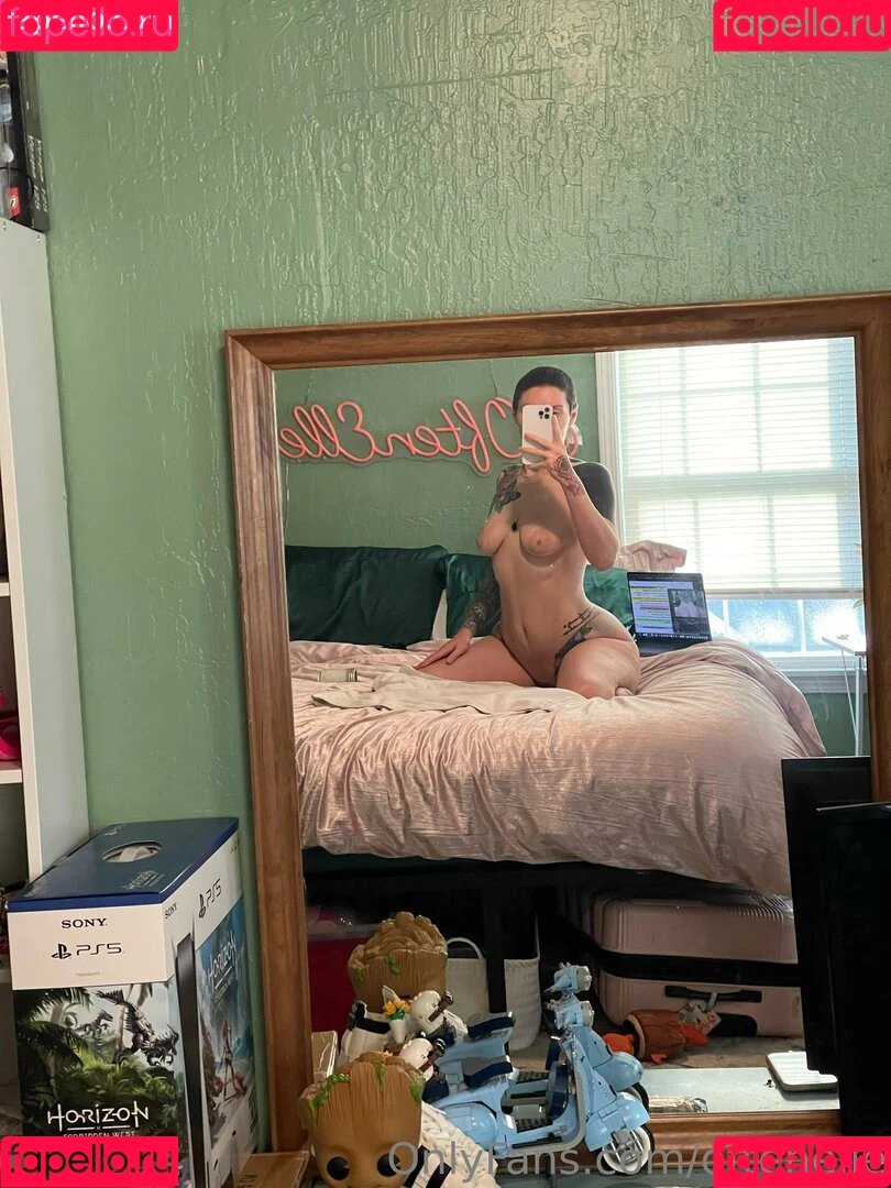 OftenElle / https: Onlyfans Photo Gallery 