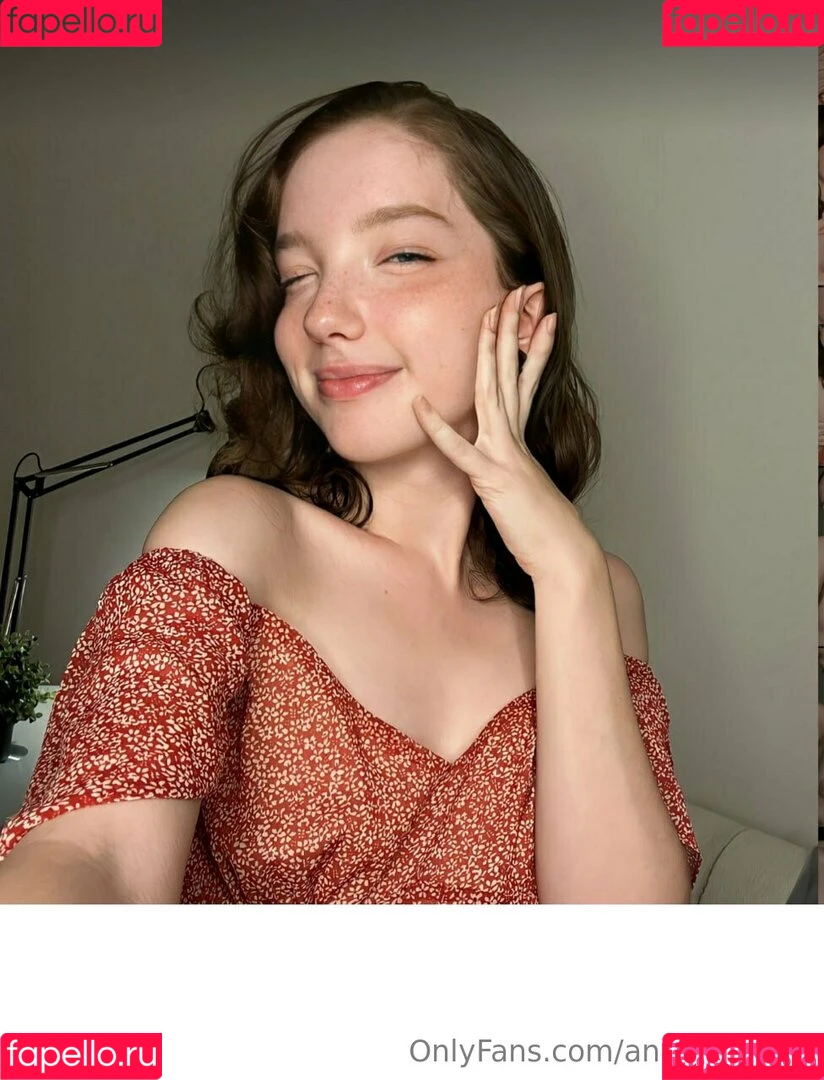 annie_aa / annie_cherry / https: / theanniecherry Onlyfans Photo Gallery 